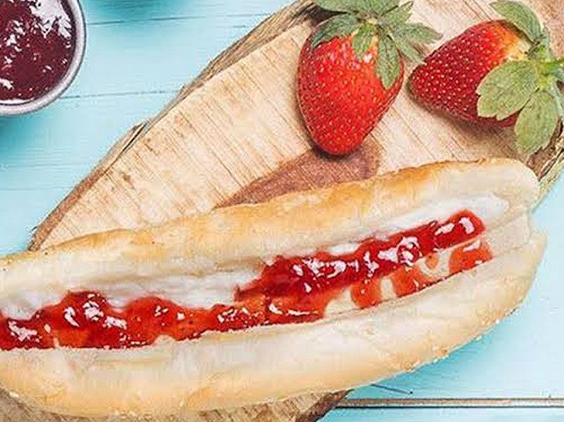 Cream with strawberry jam Sandwich