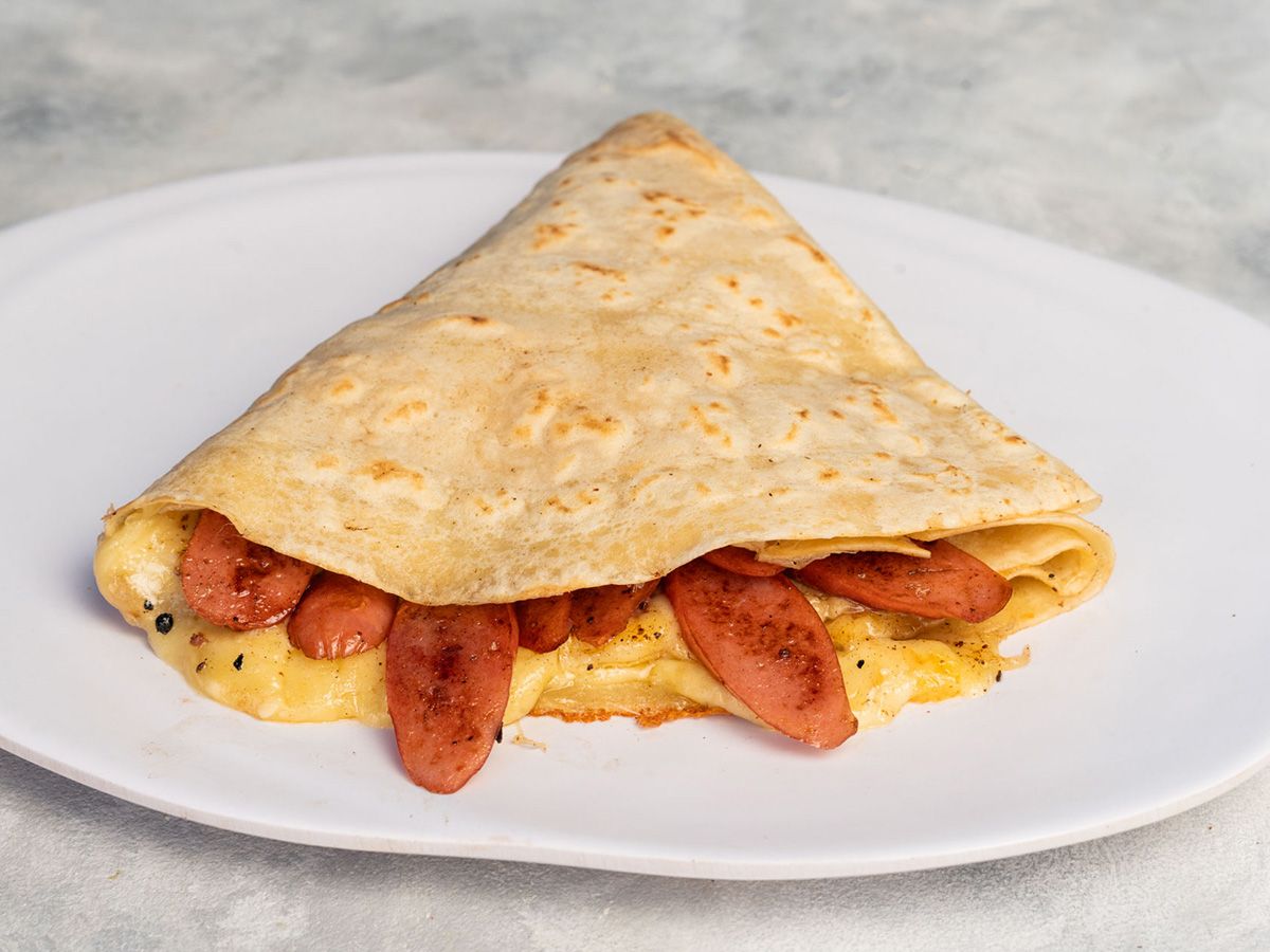Pane with hot dog and Potatoes Crepe