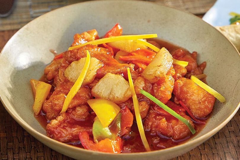 Crispy Fried Chicken with Sweet and Sour Sauce