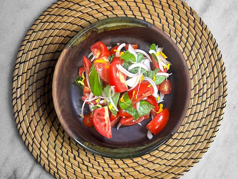DI POMODORI SALAD