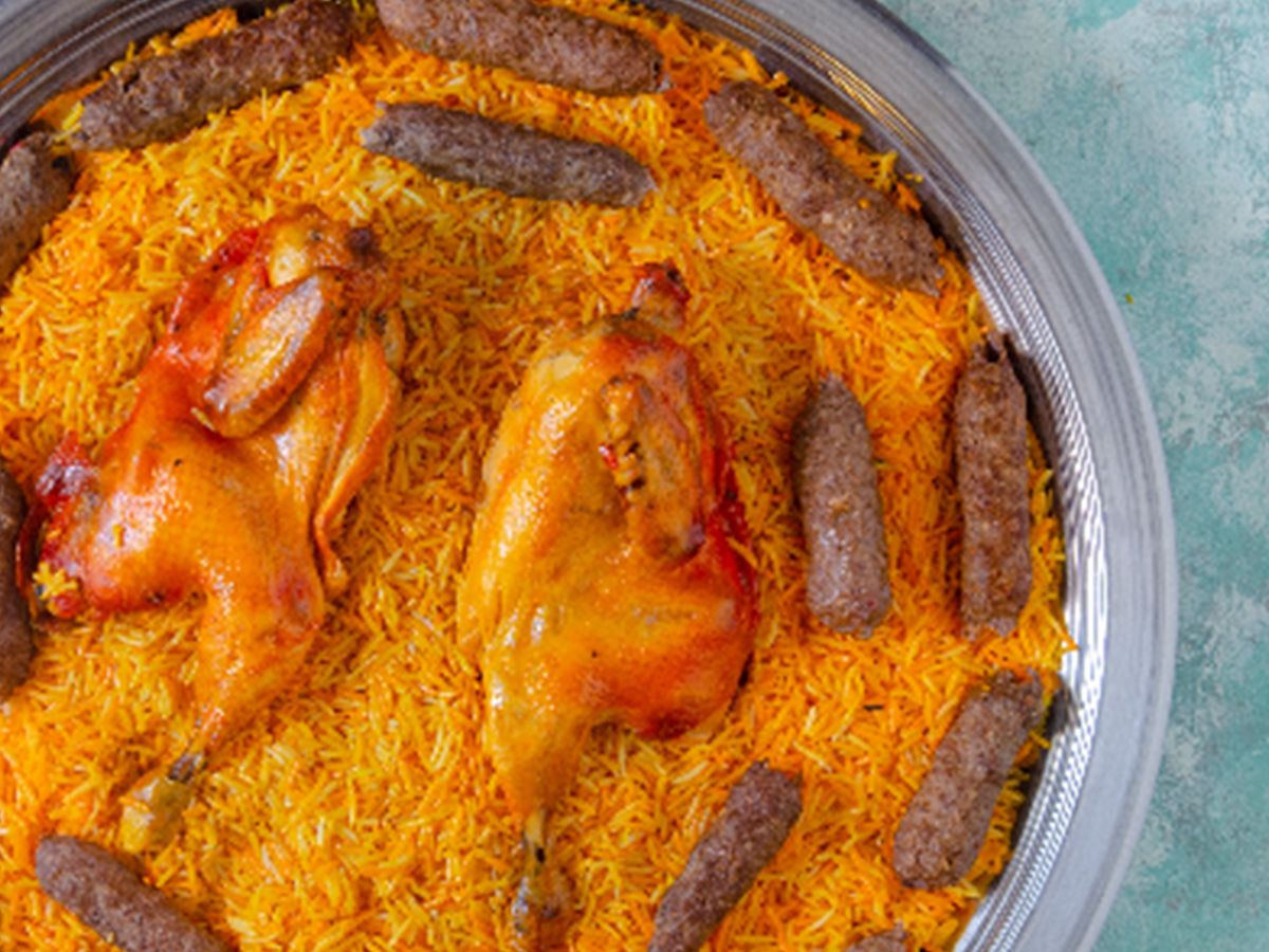 صينية الطبطبة تكفي 4 أفراد