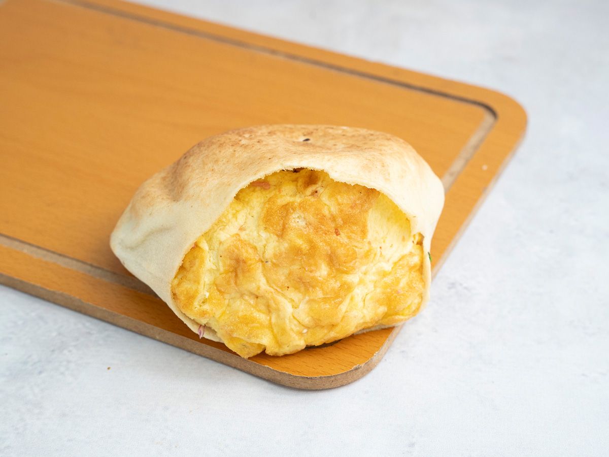 Omlete with Mix cheese sandwich
