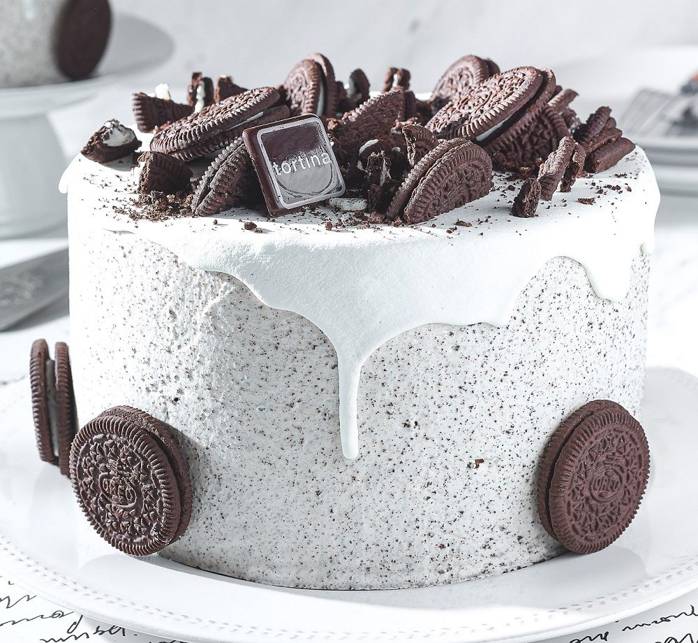 Oreo Cake Large