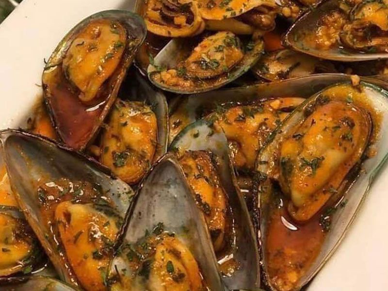 Quarter kilo mussels