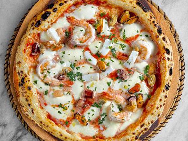 FRUTTI DI MARE PIZZA