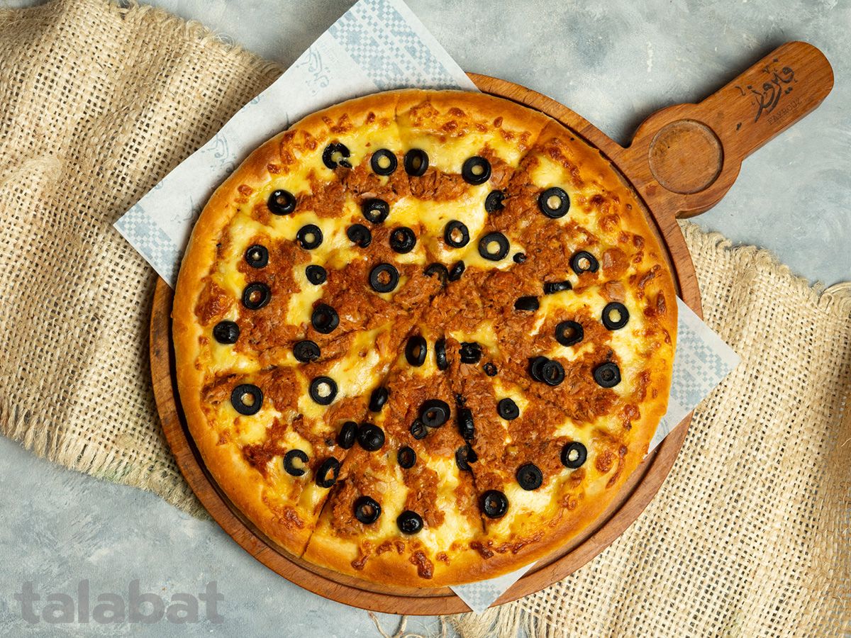 Tuna Pizza