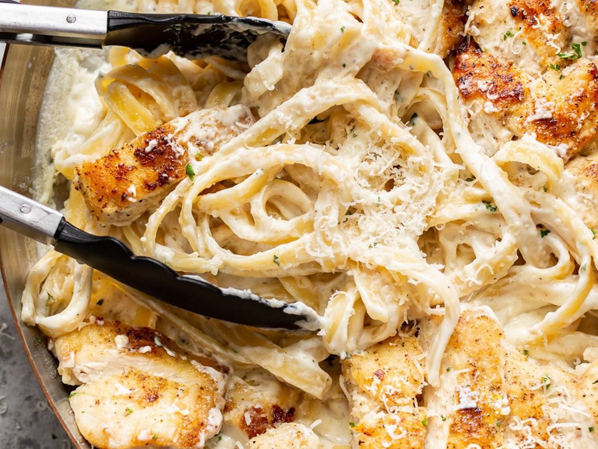 Fettuccine Chicken alfredo Pasta