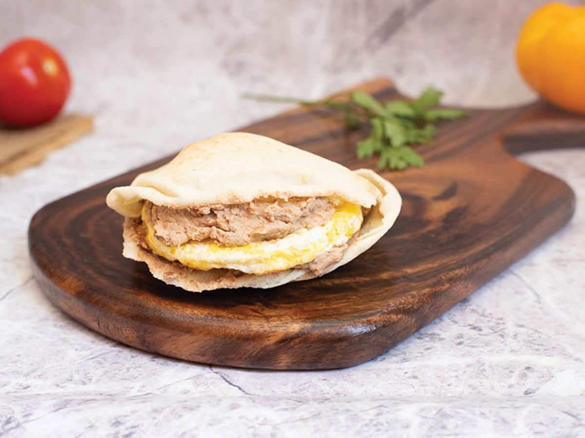 Foul Sandwich with Omelette
