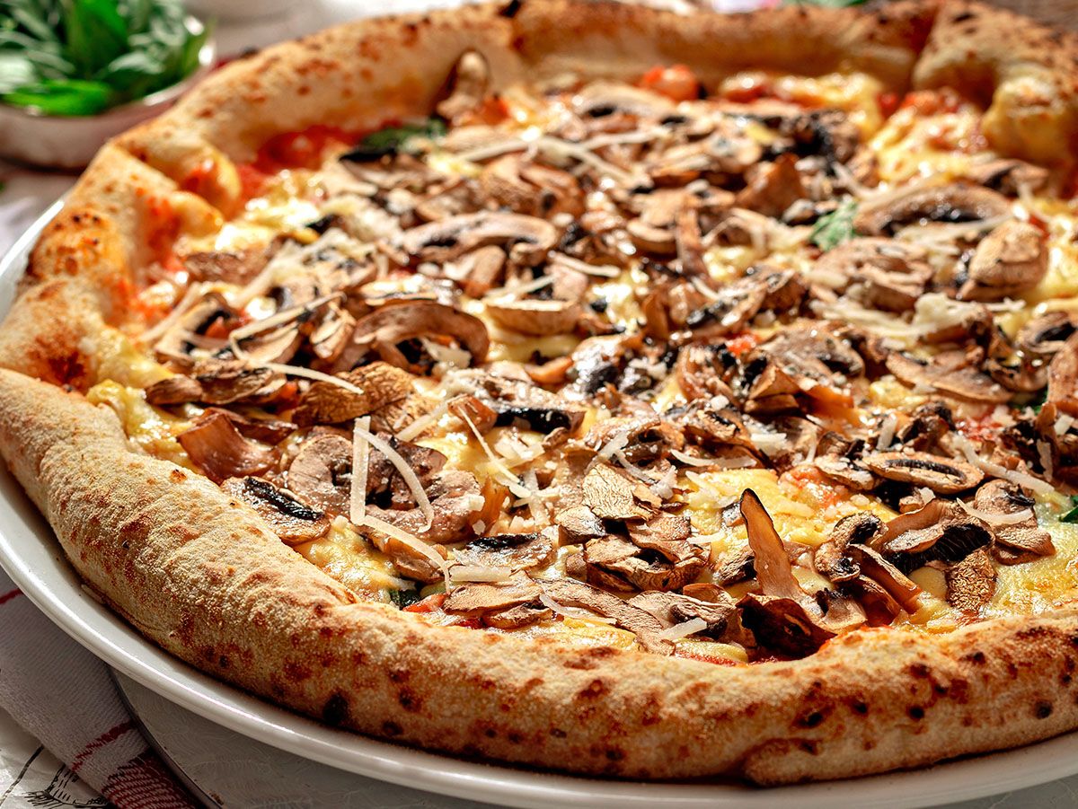 funghi and parmesan cheese Pizza