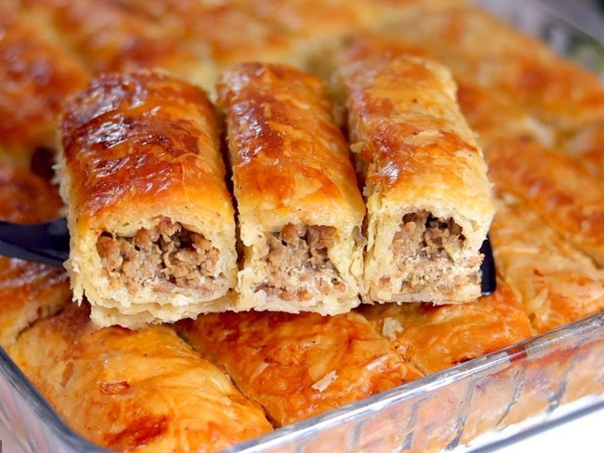 Goulash With Minced Meat Tray