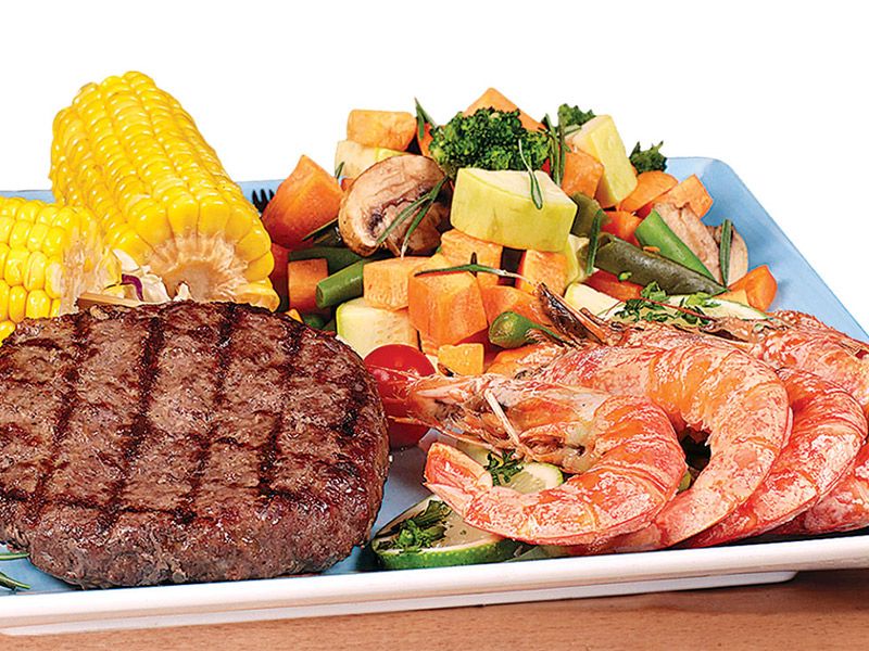 Grilled Beef Burger And Fried Shrimp