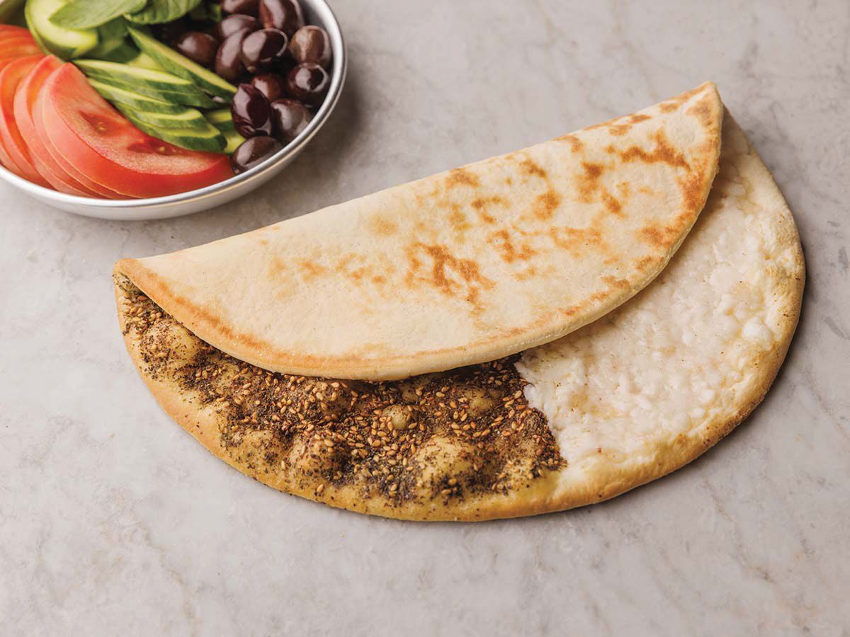 Half Half Akkawi Manousheh