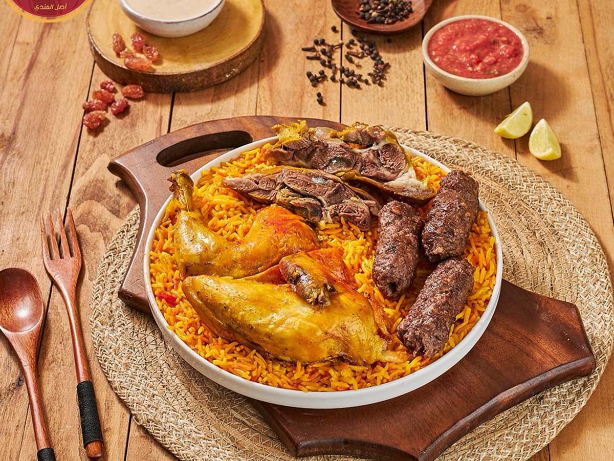 1/2 Chicken with 1/8 Kilo Kofta with 2 Pieces Of Meat And Rice