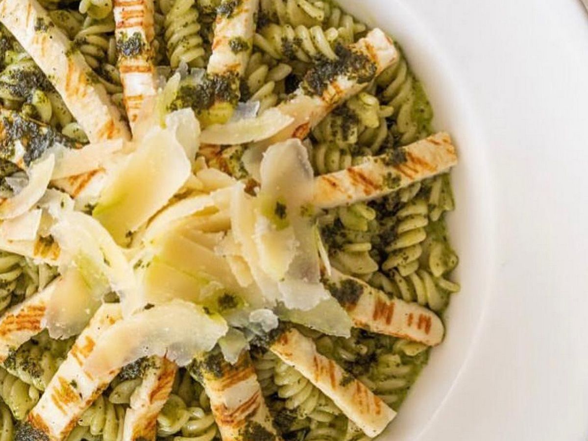 Halloumi Pesto Pasta