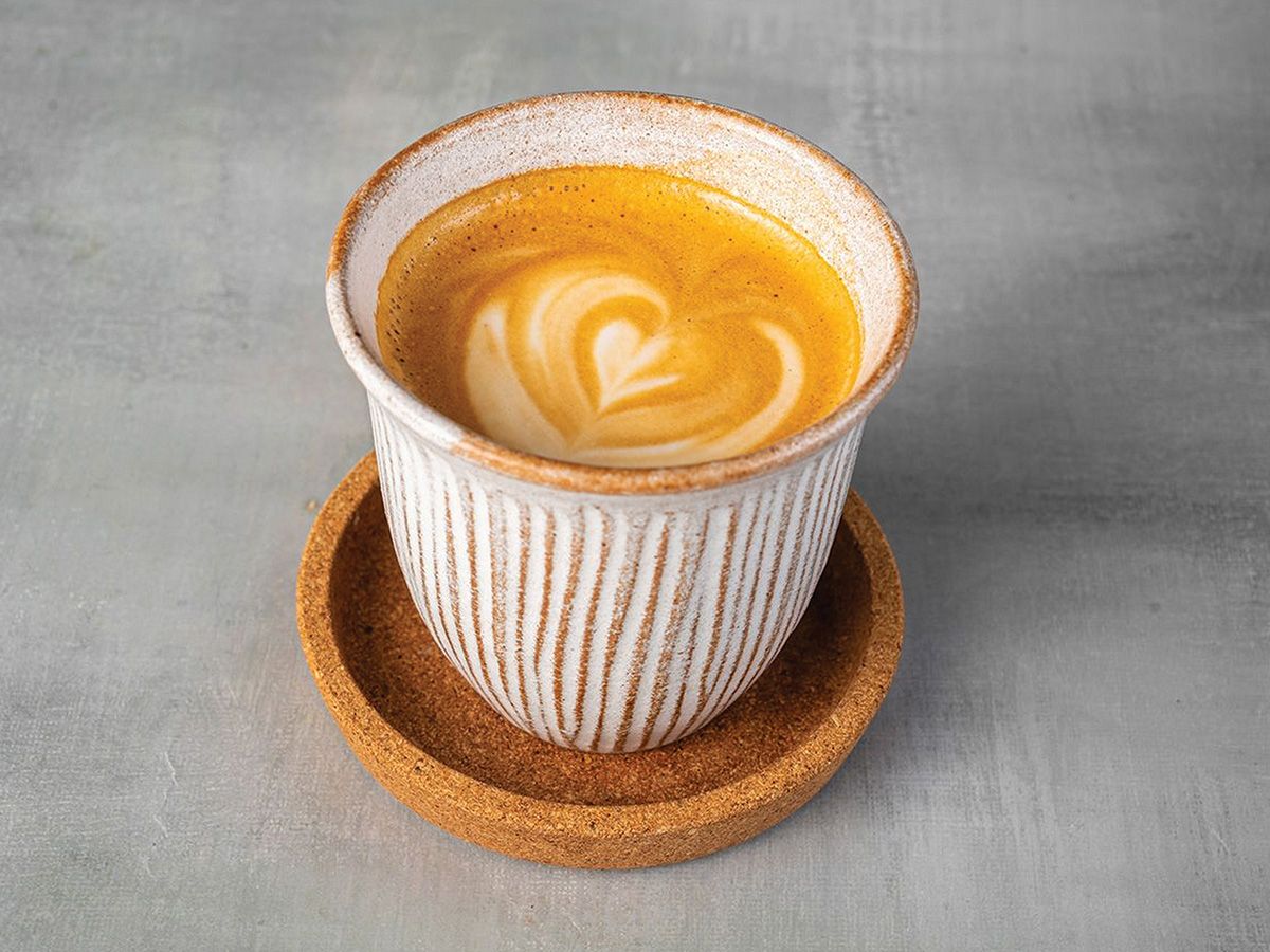 Hot Macchiato single