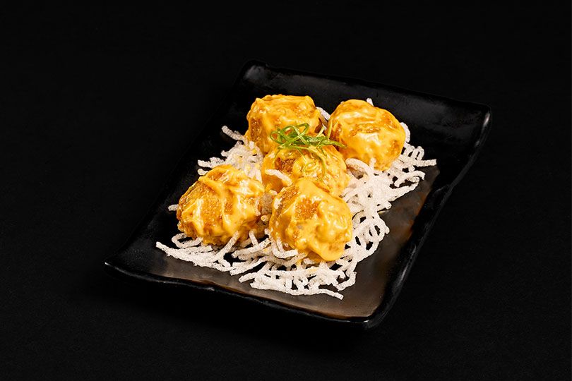 Hot Crispy Cheese Roll