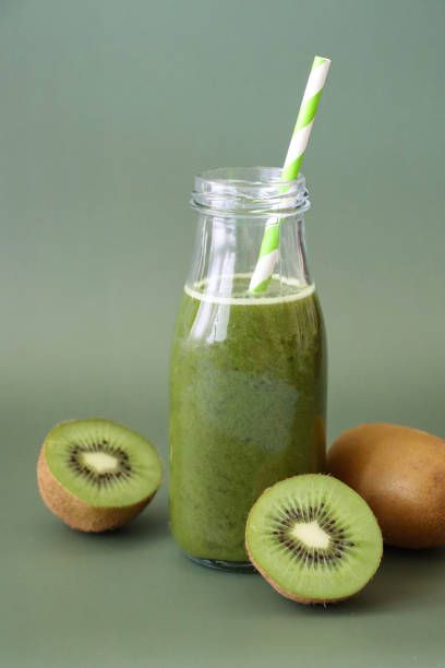Kiwi Mango Smoothie