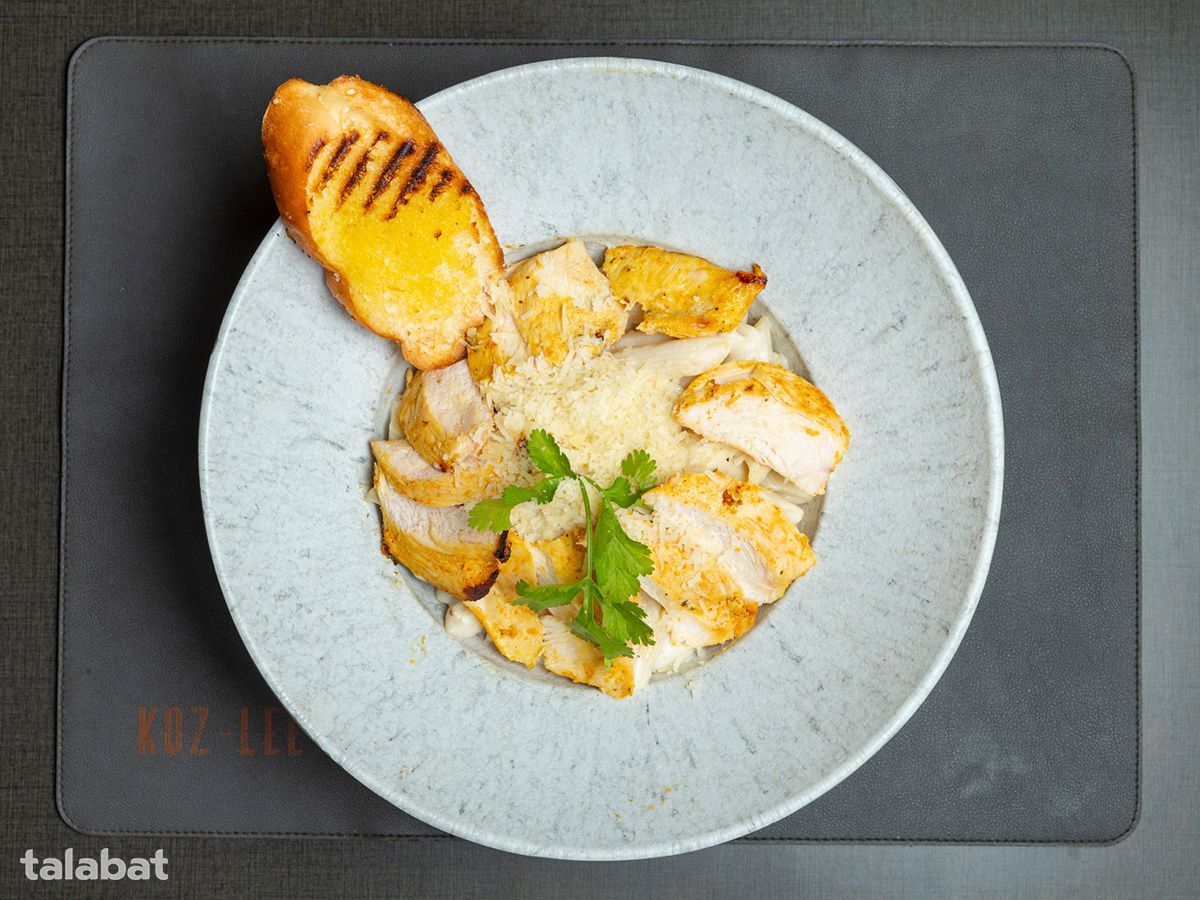 Penne Pasta with Chicken Alfredo