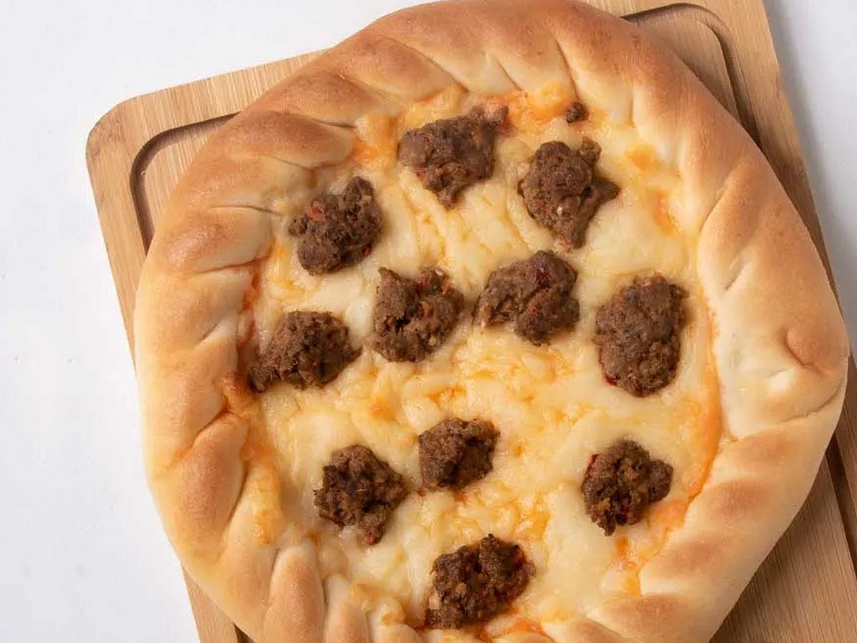 Sausage and cheese Manakish