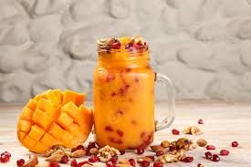 Mango With Pomegranate Seeds juice