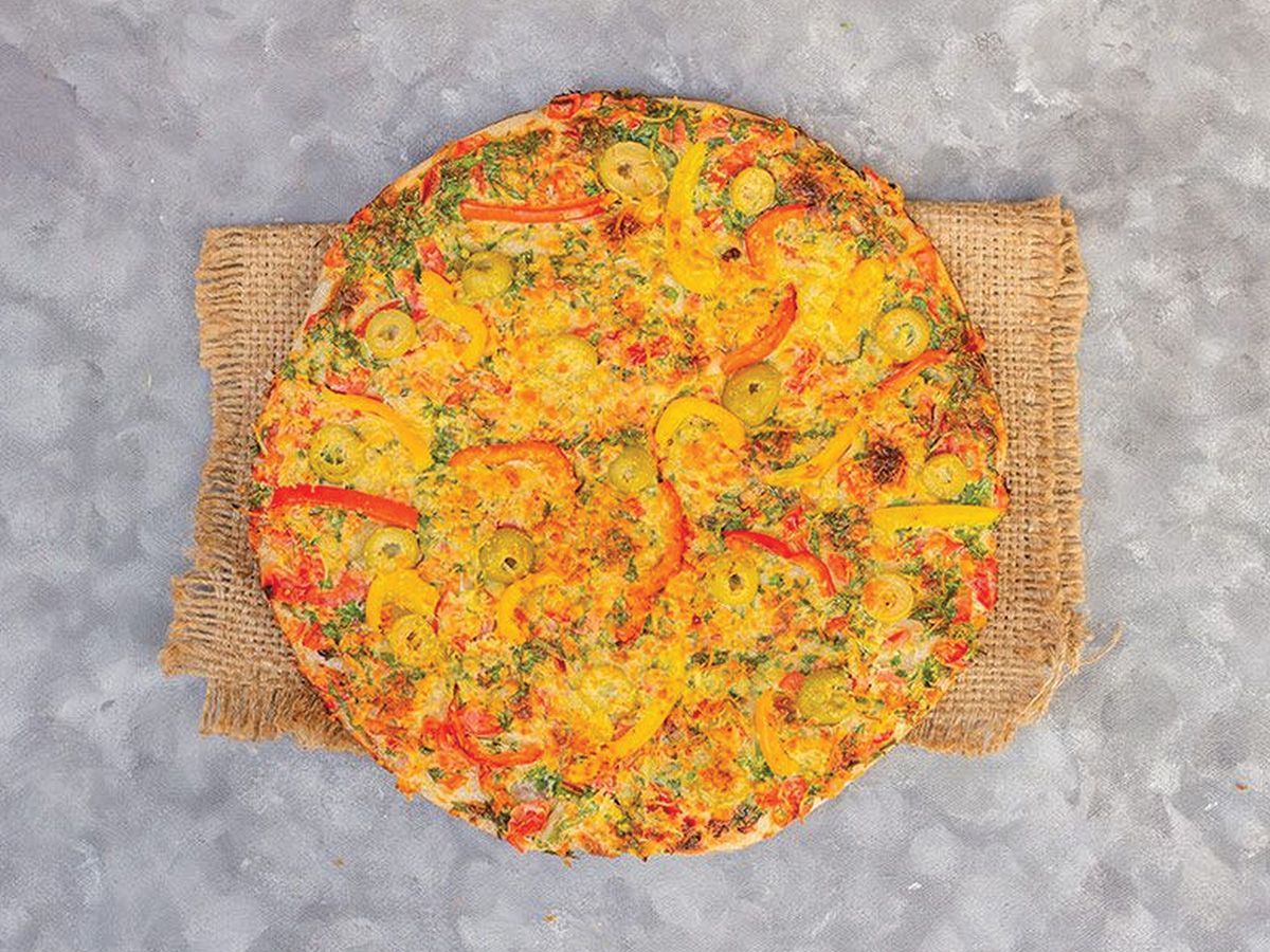 Large Eastern Chicken Fajita Pie