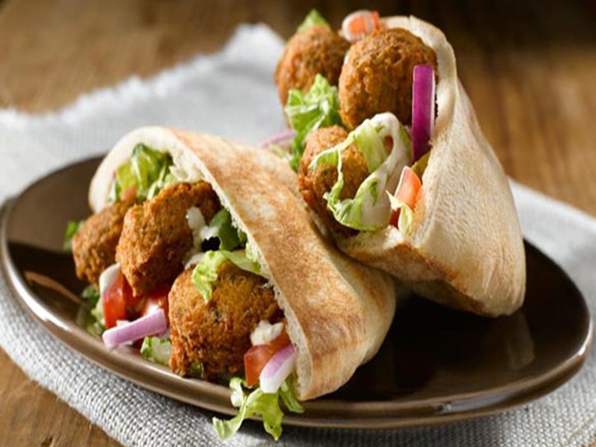Mix Foul And Falafel Sandwich