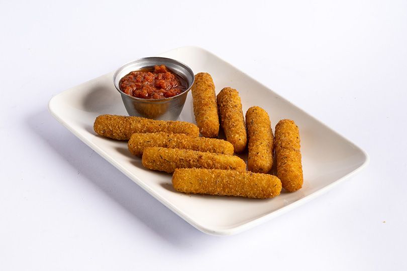 Mozzarella Sticks (8 Pcs)