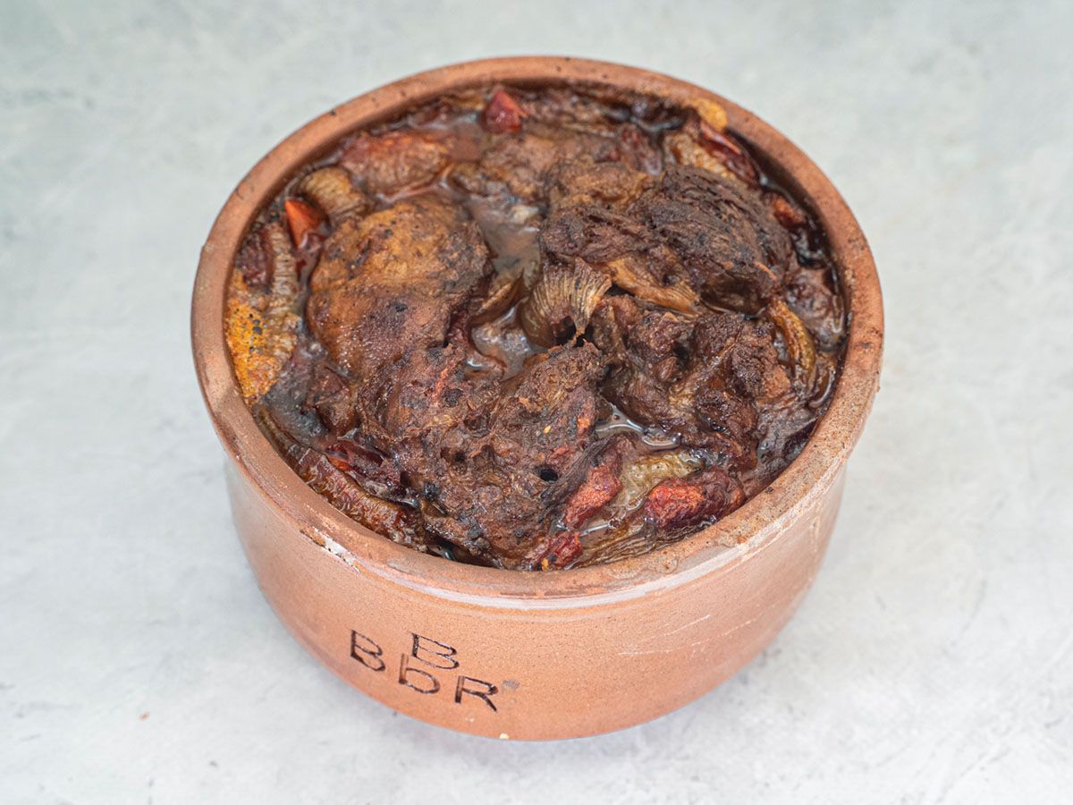 Onion and local meat tagine