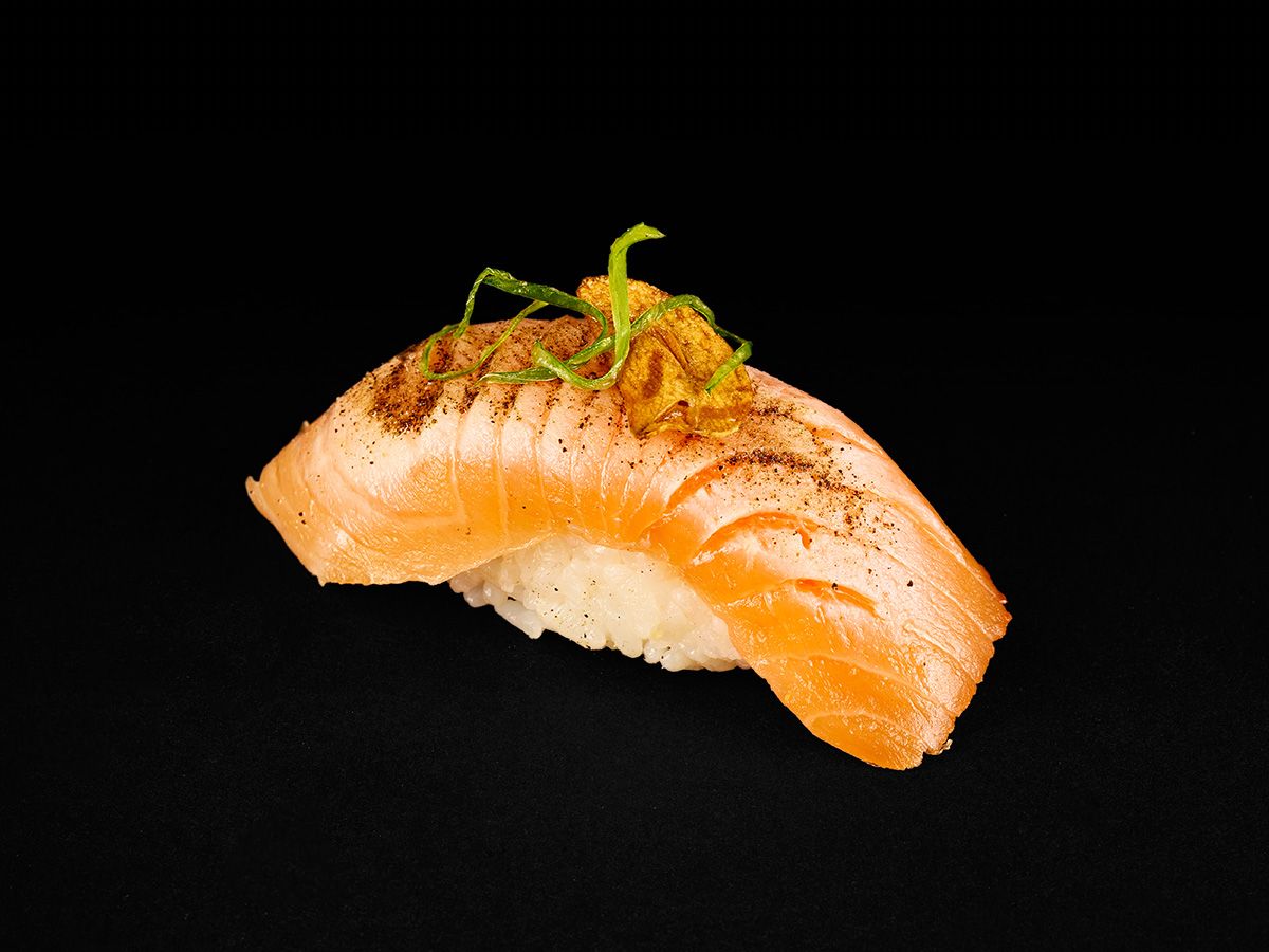 Salmon Tataki Nigiri