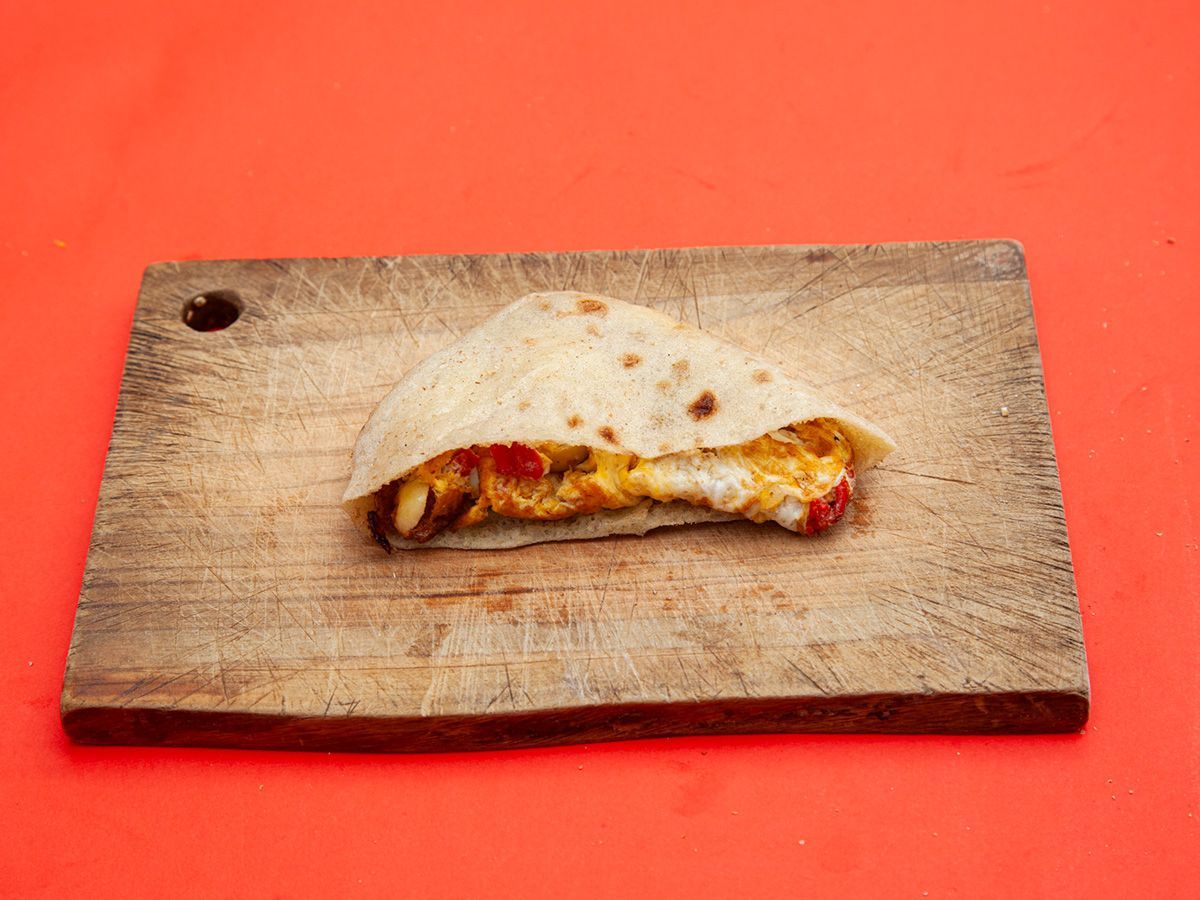 Omelette With Roumi Cheese