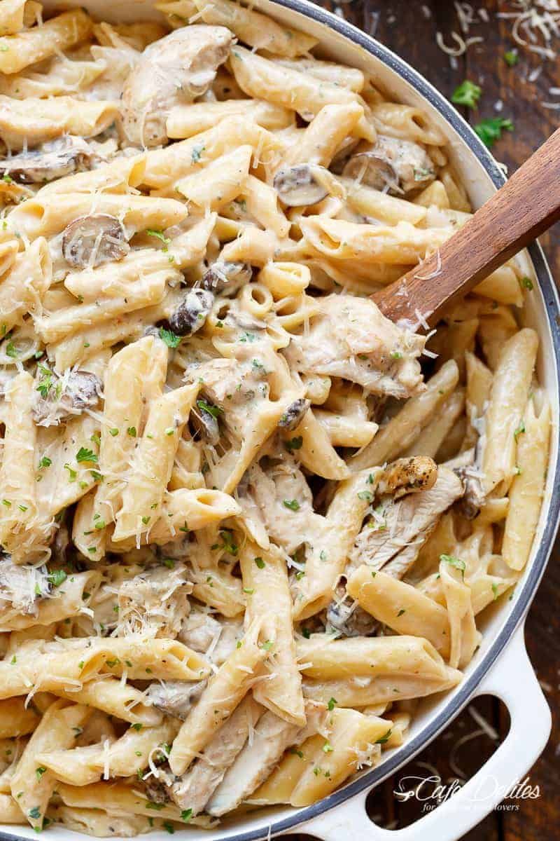 Chicken Spaghetti with Olive Oil and Basil