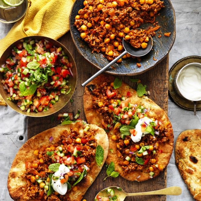 Chickpeas With Minced Meat Platter