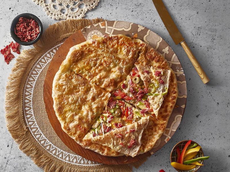 Smoked Turkey Oriental Pizza