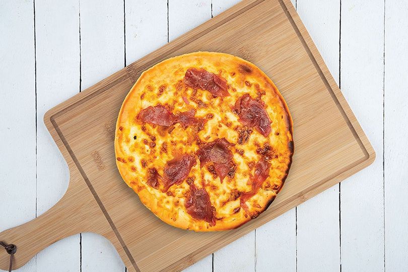 Pastrami Oriental Pizza