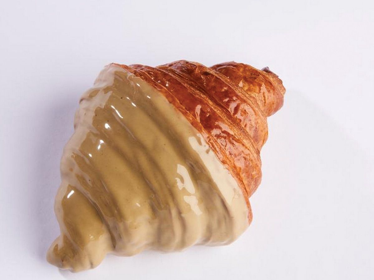 PISTACHIO KROISSANT