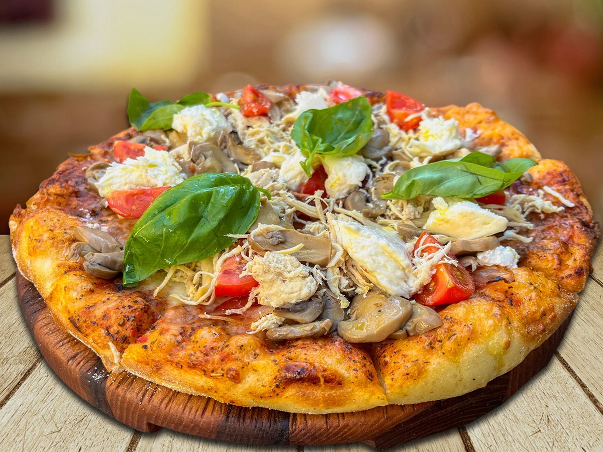 Pollo Pizza