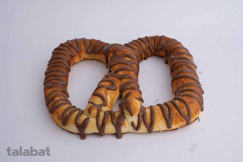 Milk Chocolate Sauce Pretzels