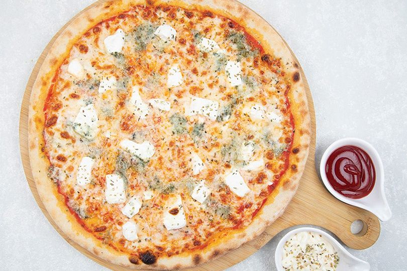 Quattro Formaggio pizza