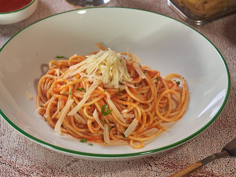 Pasta with Sauce (Kids)