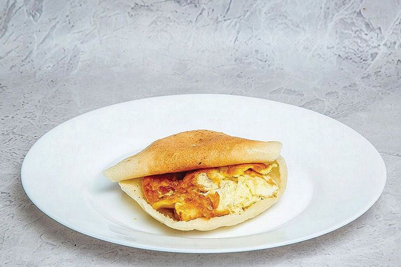 Roumi Sausage Omelette Sandwich
