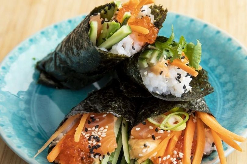 Salmon Avo (Temaki) 1 Piece