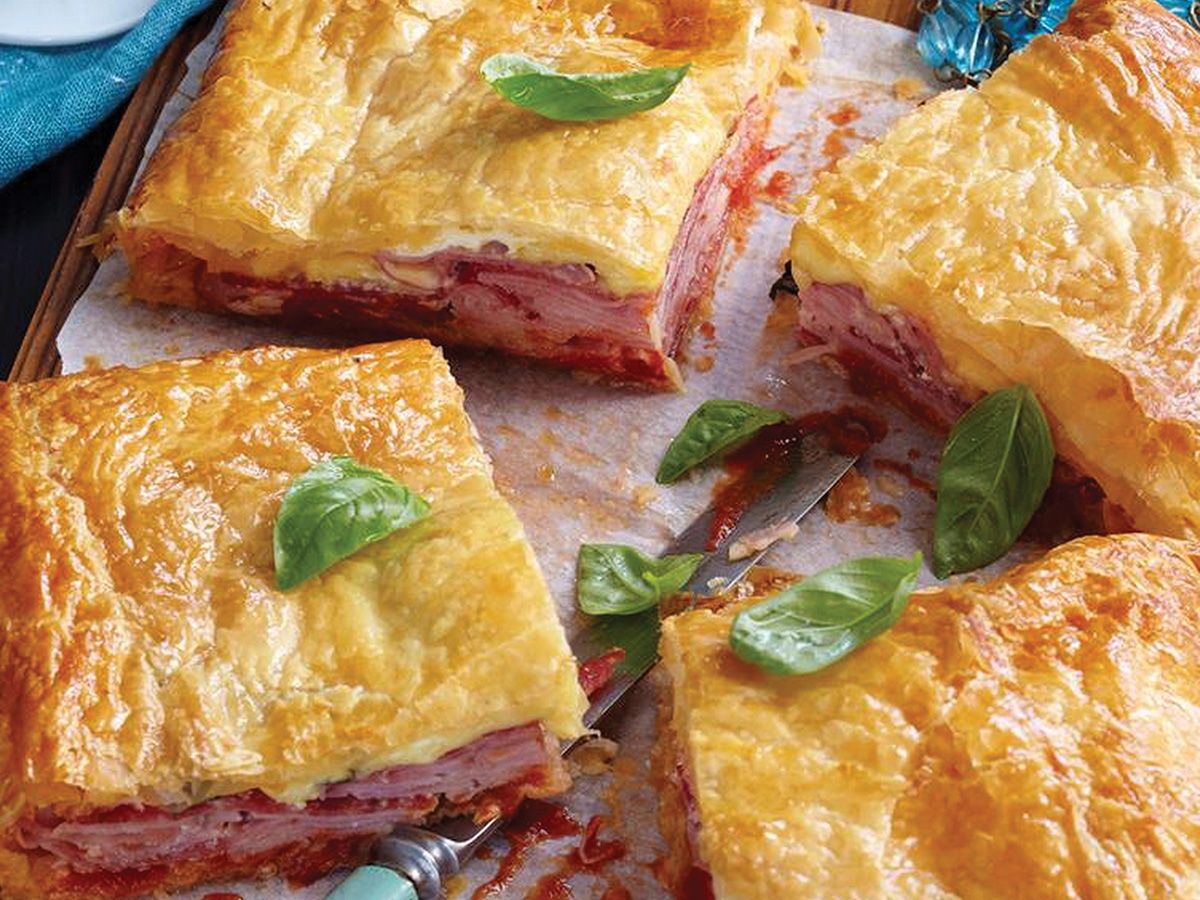 Salami pie