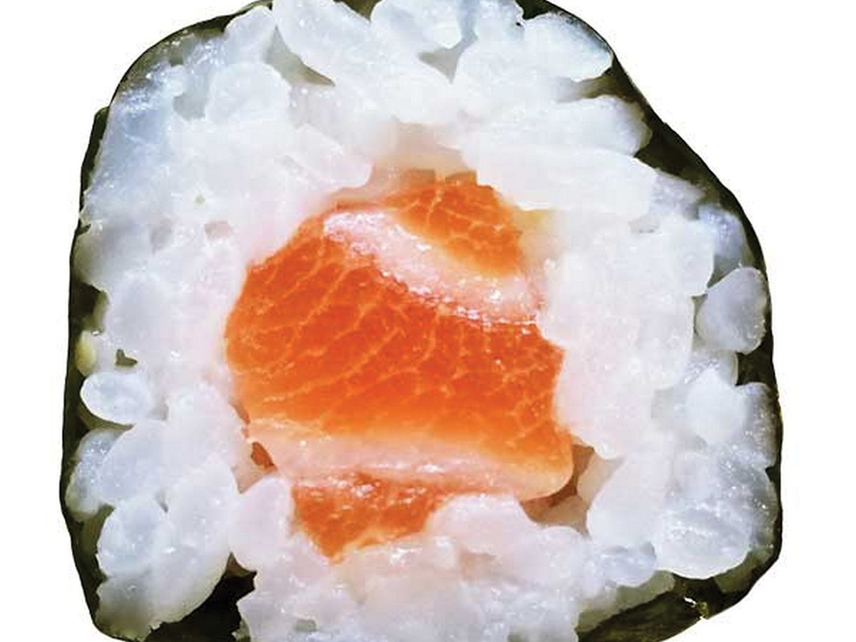 Salmon Hoso Maki