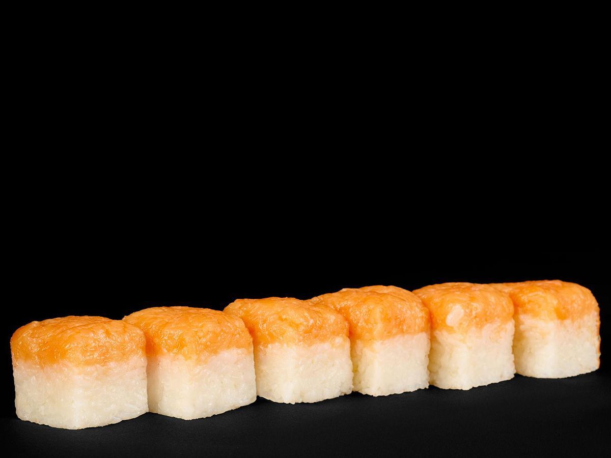 Oshi Sushi Salmon 6 pieces