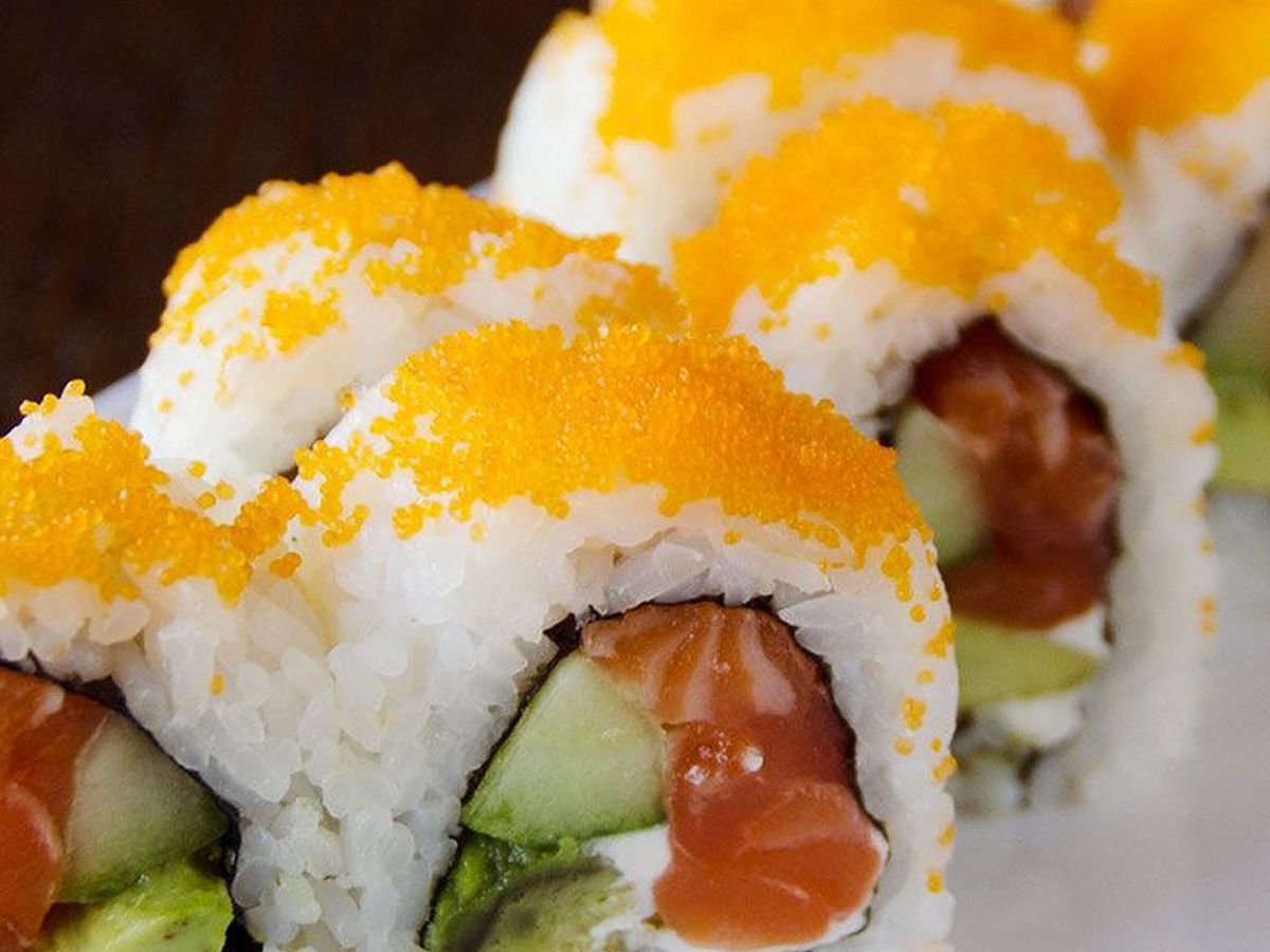 Salmon Tempura Mono Maki