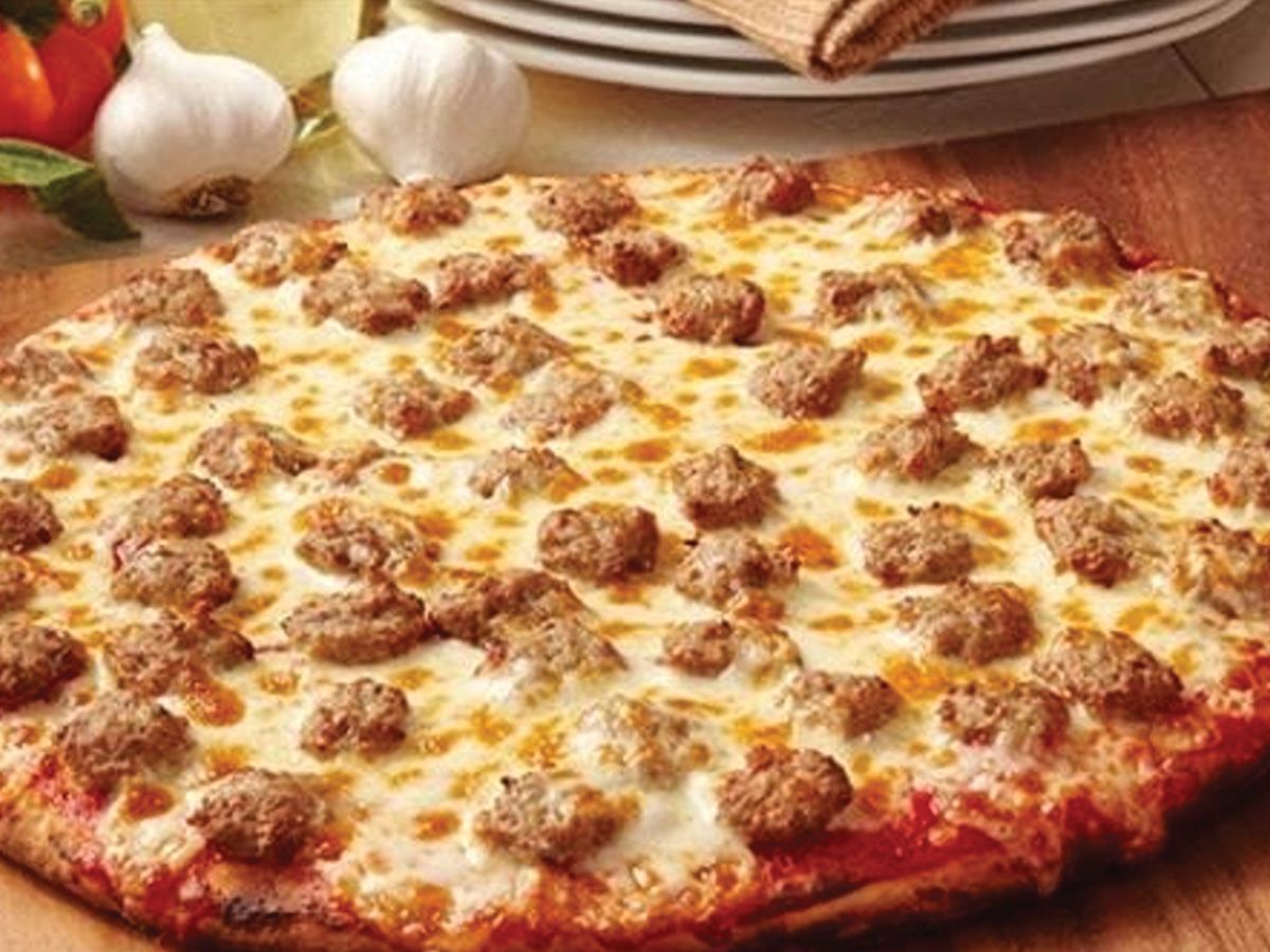 Minced Sausages Oriental Pizza