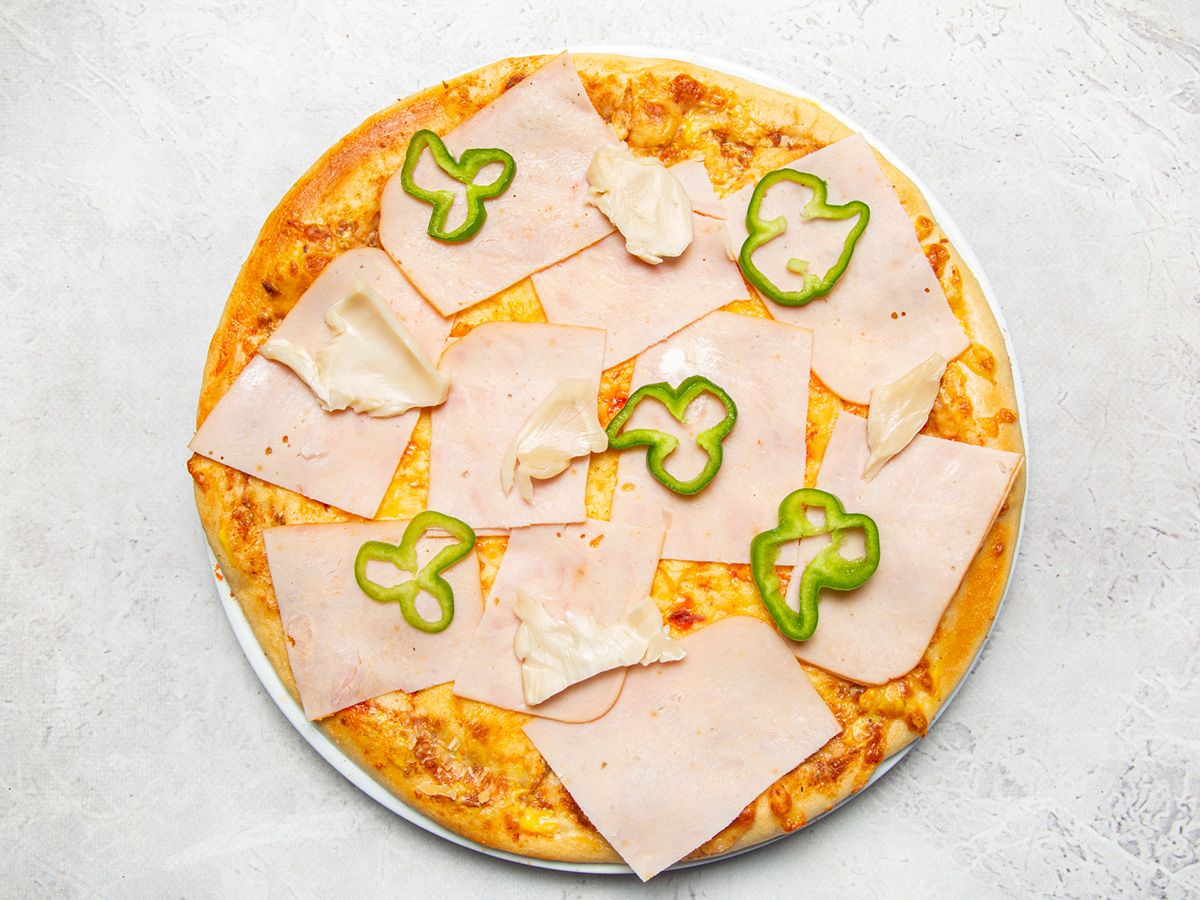 Smoked Turkey Stuffed Crust Pizza