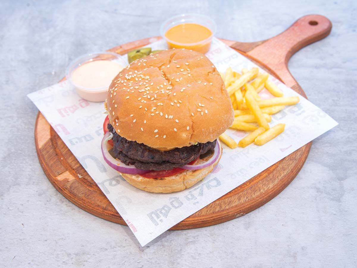 Share3 Elhamra Burger