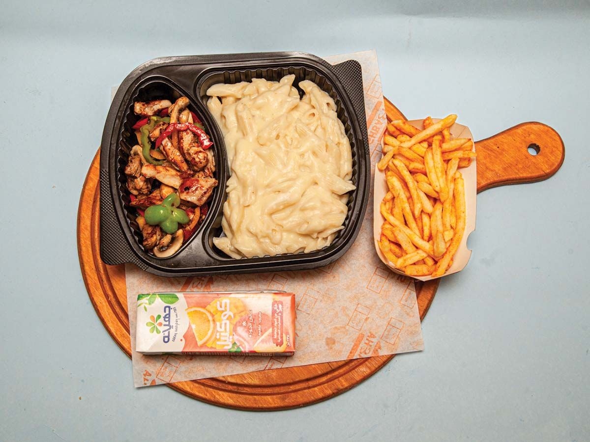 Shbaaha Penne Pasta With Chicken Fajita Meal With Pepsi