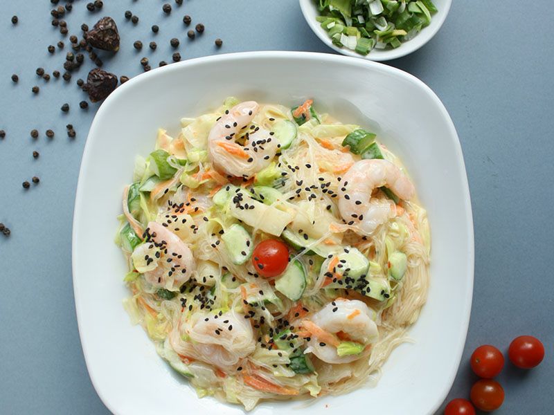 Shrimp With Glass Noodles And Mayonnaise Salad - Spicy